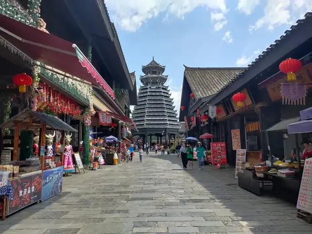 “非遗+旅游”助力乡村振兴的丹寨样本(图2) “非遗+旅游”助力乡村振兴的丹寨样本(图2)