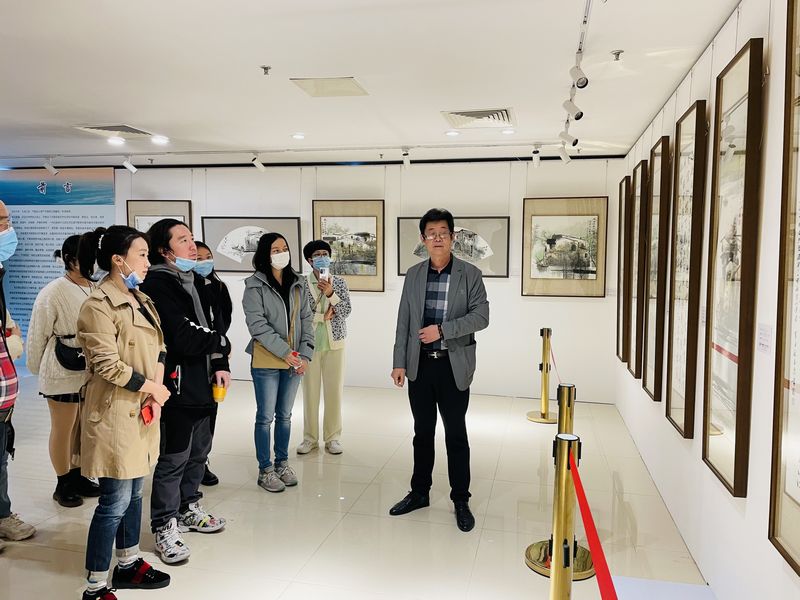 李玉泉“绿水青山”书画艺术现京城(图1)